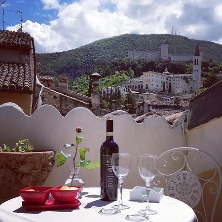 Sotto I Tetti Del Borgo Leilighet Spoleto Eksteriør bilde